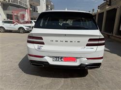 جێنسس GV80
